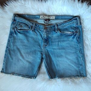 Women's Hollister stretch denim shorts size 7 r